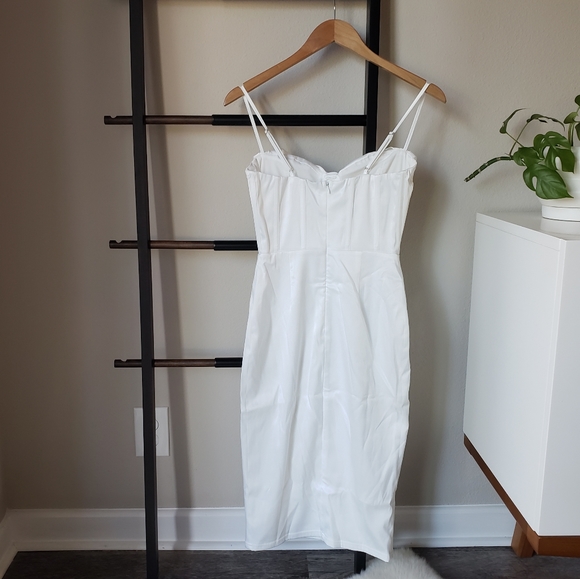 Glossy White Satin Draped Neck Corset Dress - Picture 4 of 10